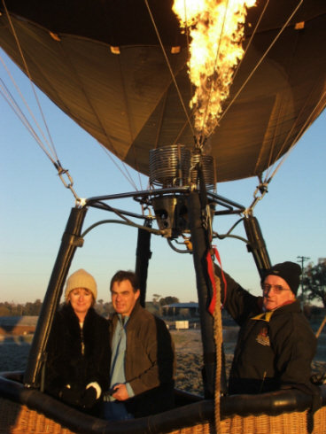 The Vineyard Motel Guests Ballooning.